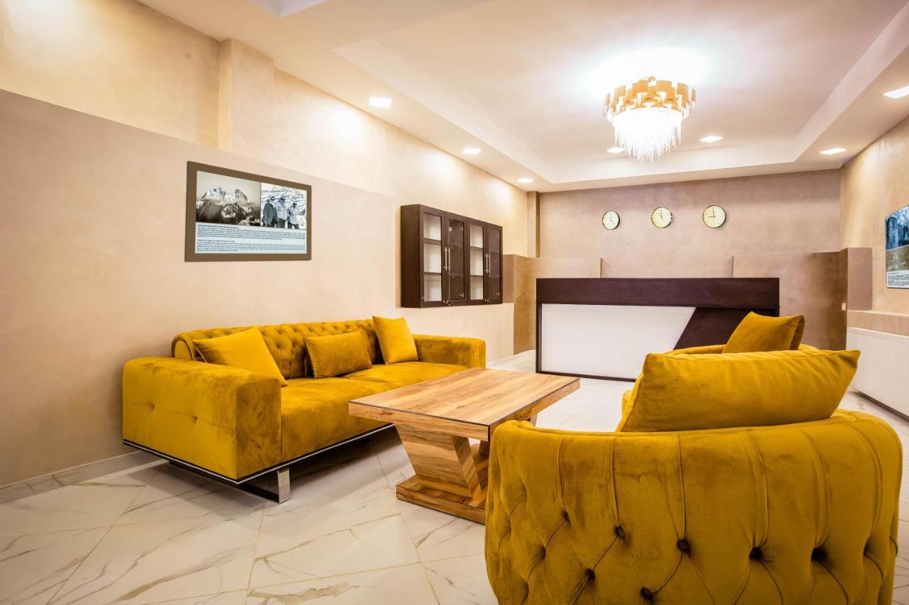 Hotel Mestia Inn Kültér fotó